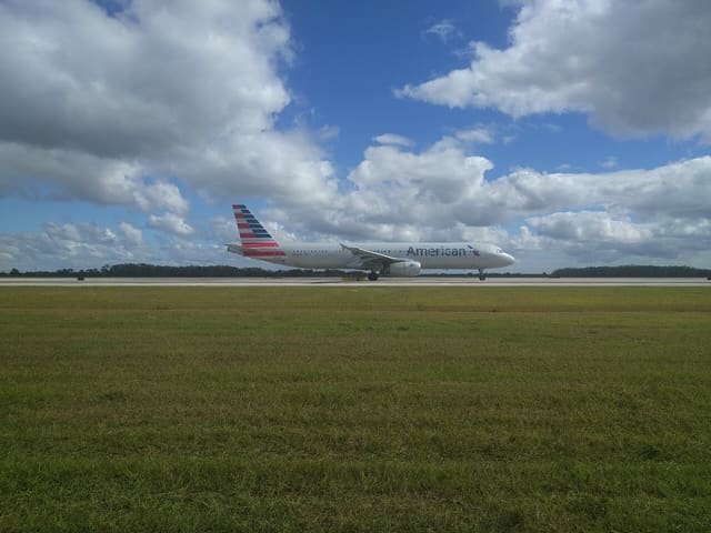 N972UY - Airbus
