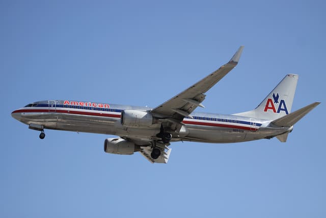 N954AN - Twin-engine aircraft