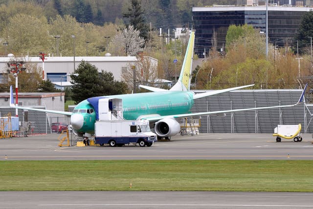 N68880 - Boeing