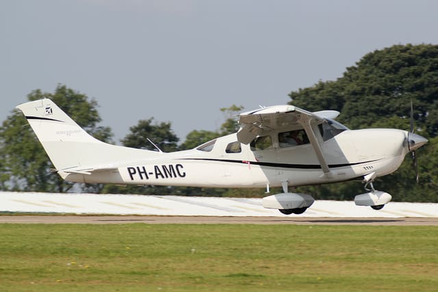 PH-AMC - Cessna