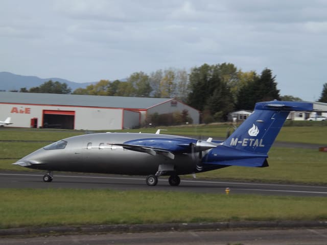 M-ETAL - Aircraft