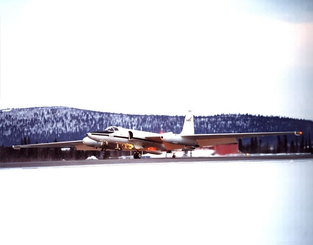 N809NA - Business jet