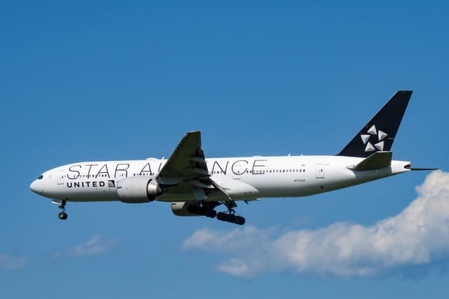N77022 - Boeing