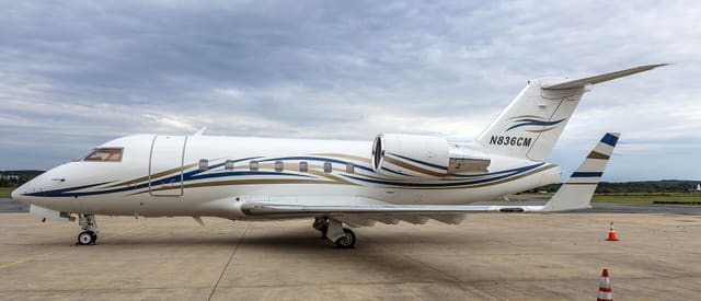 N836CM - Bombardier