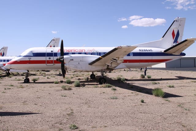 N286AE - Twin-engine aircraft