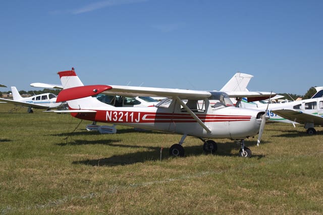 N3211J - Single-engine aircraft