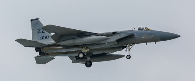 - Twin-engine aircraft