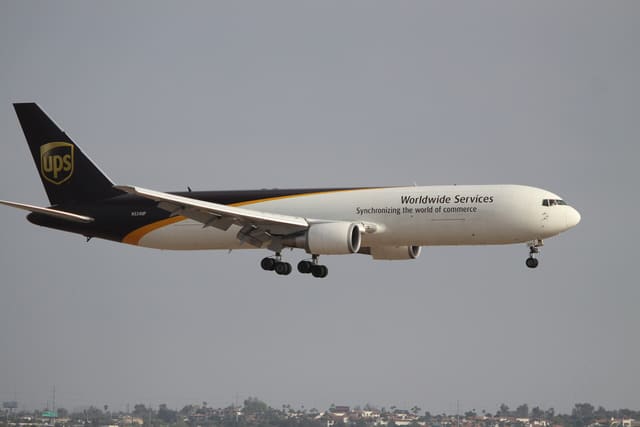 N324UP - Boeing