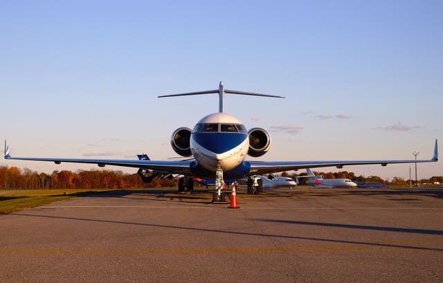 N125CH - Business jet