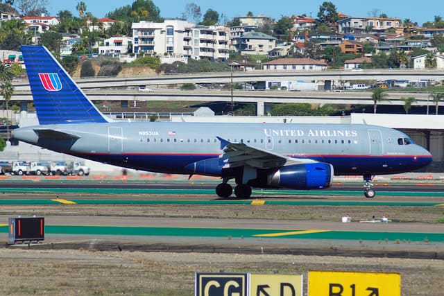N853UA - Airbus