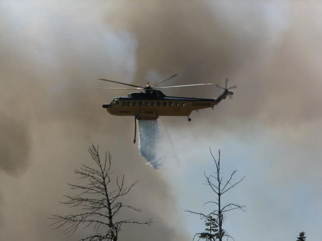 N103WF - Helicopter