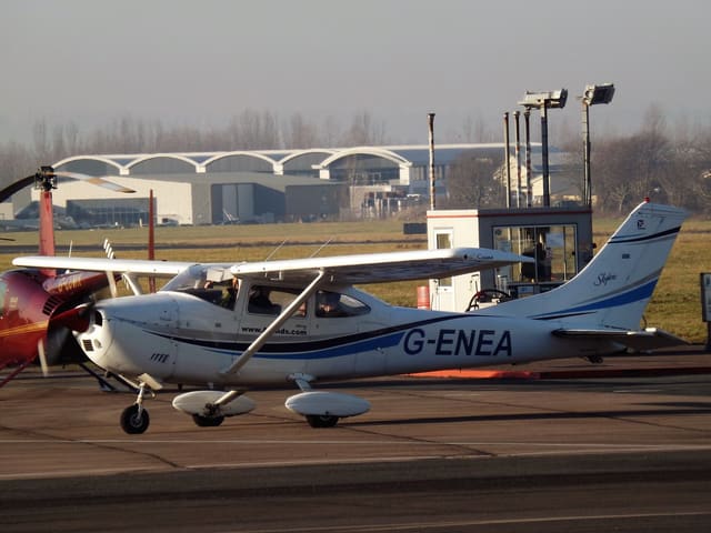 G-ENEA - Cessna