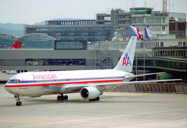 N390AA - Boeing
