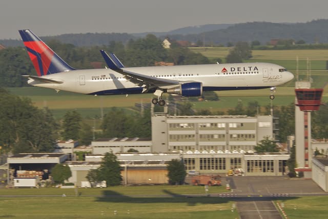 N16065 - Boeing