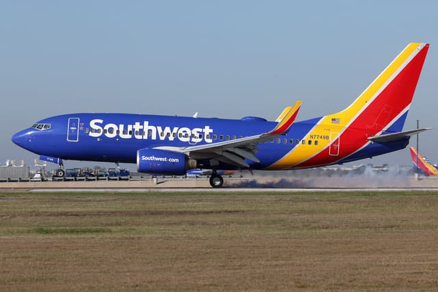 N7749B - Boeing