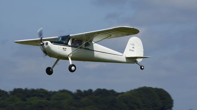 N2106V - Aircraft
