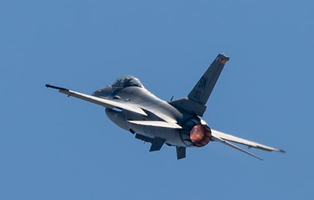  - Single-engine aircraft