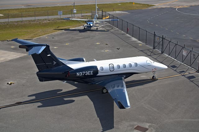 N373EE - Embraer