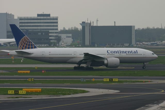N78013 - Boeing