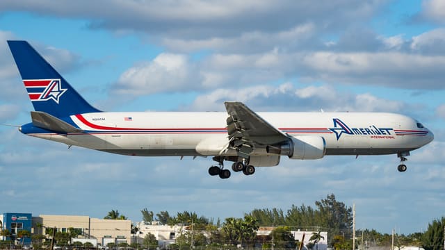 N319CM - Boeing