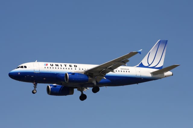 N806UA - Airbus