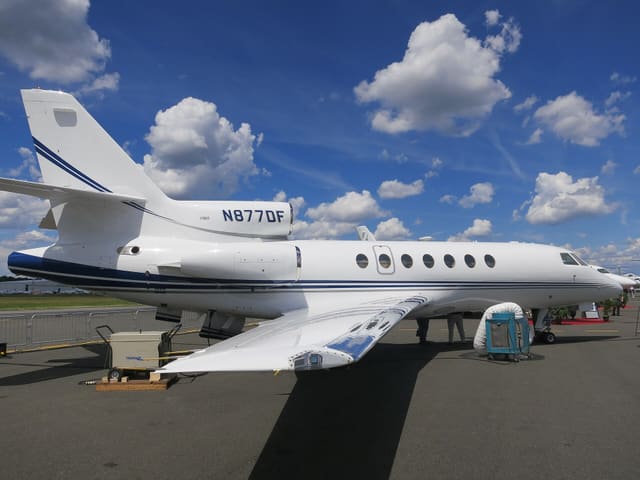 N877DF - Business jet