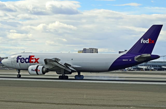 N683FE - Airbus