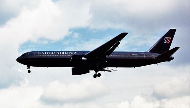N659UA - Boeing