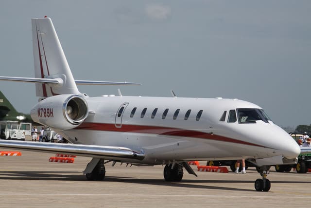 N789H - Business jet
