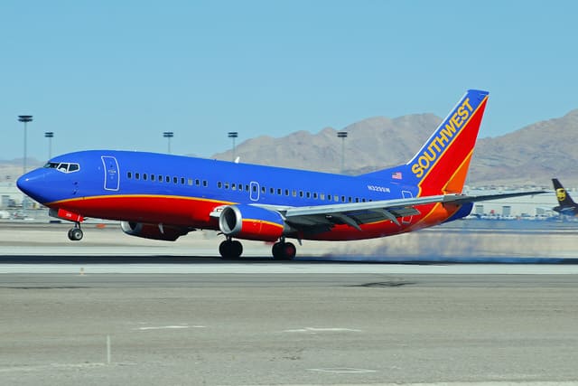 N329SW - Boeing