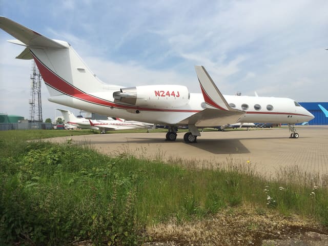 N244J - Business jet