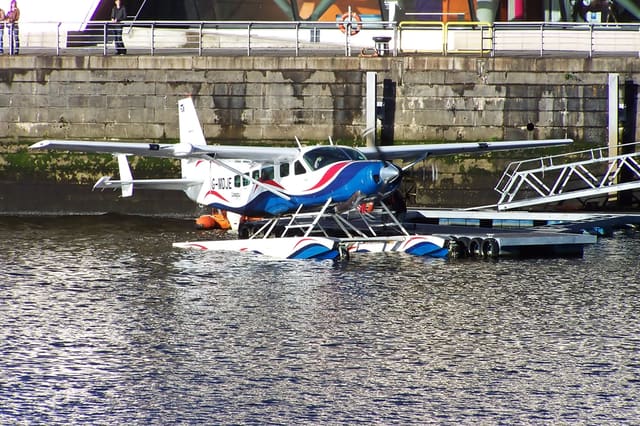 G-MDJE - Cessna