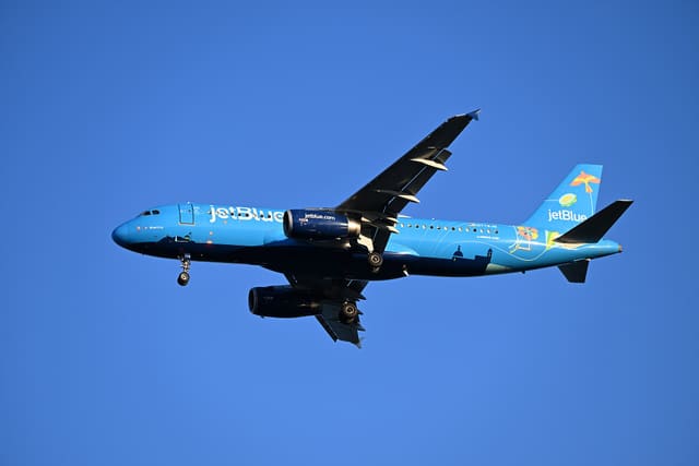 N779JB - Airbus