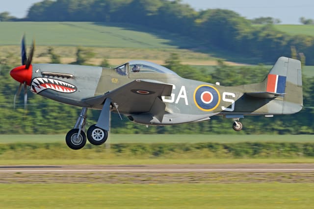 G-SHWN - Warbird