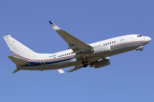 N835BA - Twin-engine aircraft