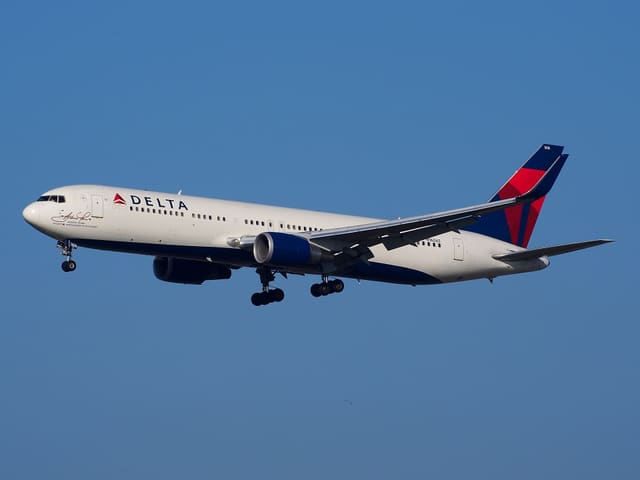 N16065 - Boeing
