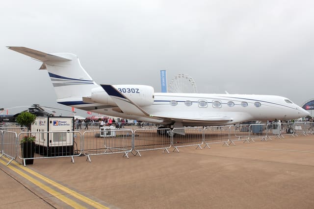 N3030Z - Business jet