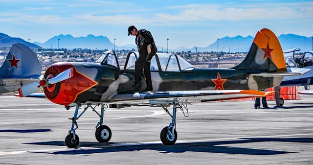 N2327Y - Warbird