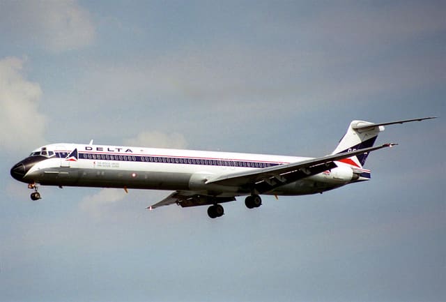N917DL - Twin-engine aircraft
