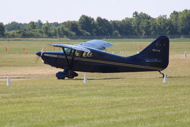 N6717M - Single-engine aircraft