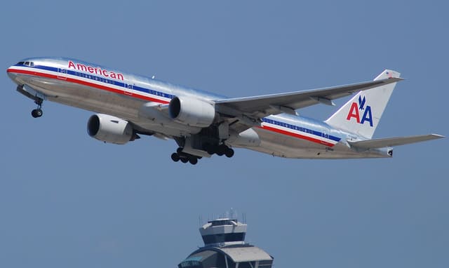 N729AN - Twin-engine aircraft
