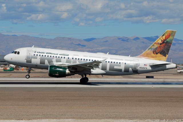 N945FR - Twin-engine aircraft