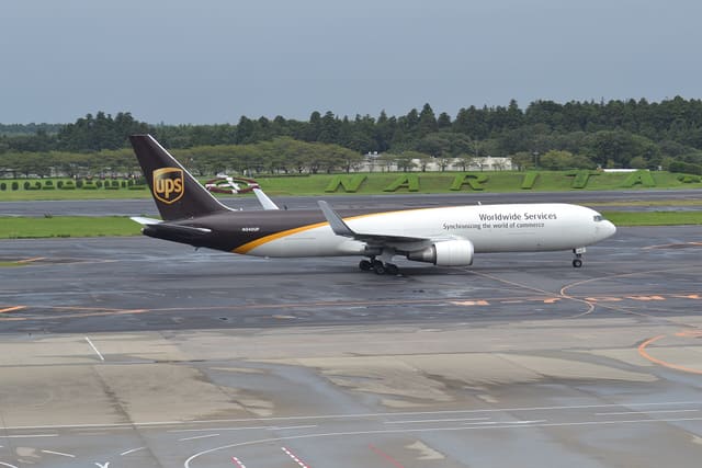 N340UP - Boeing