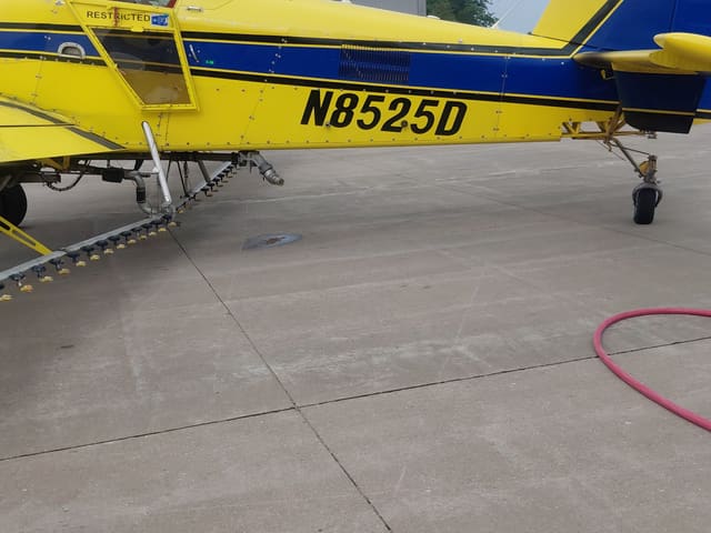 N8525D - Air Tractor AT-802A
