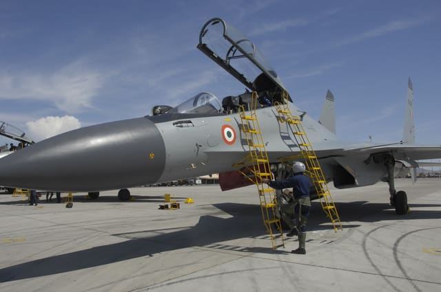 N011M - Aircraft