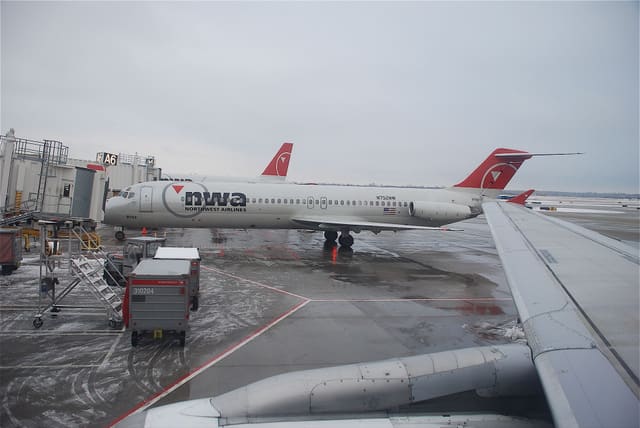 N752NW - Aircraft