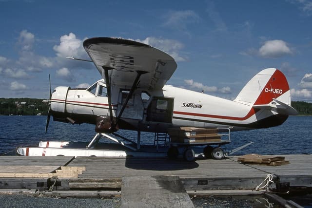 C-FJEC - Floatplane