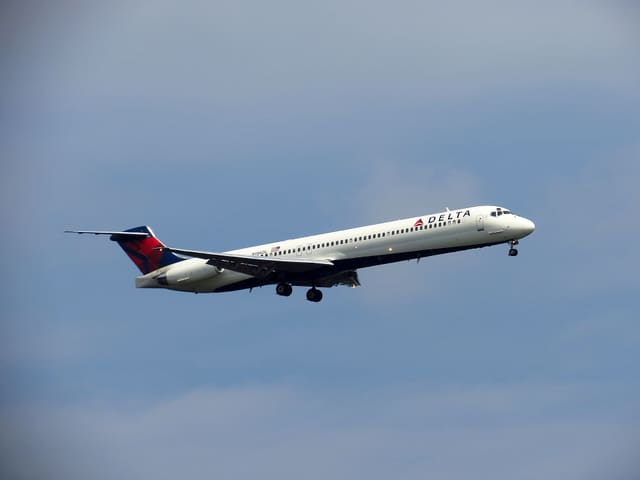 N986DL - Aircraft