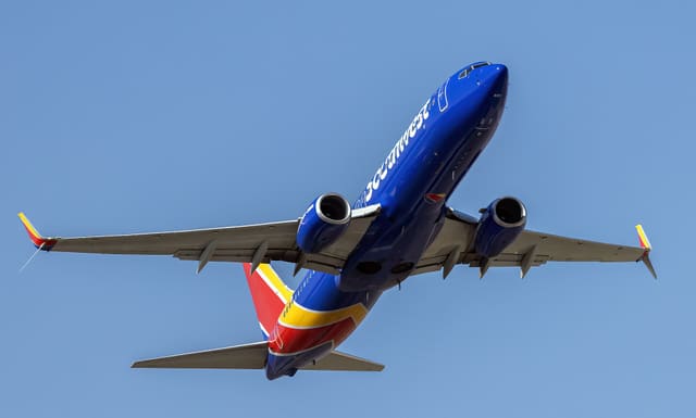 N8677A - Boeing