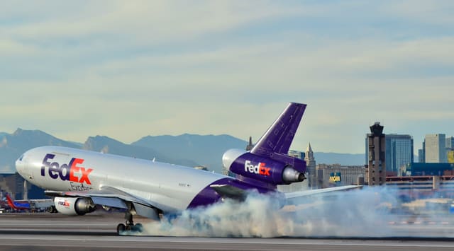 N311FE - Douglas
